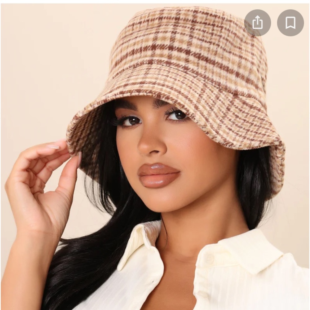 Fashion Nova 🍂 Bucket Hat